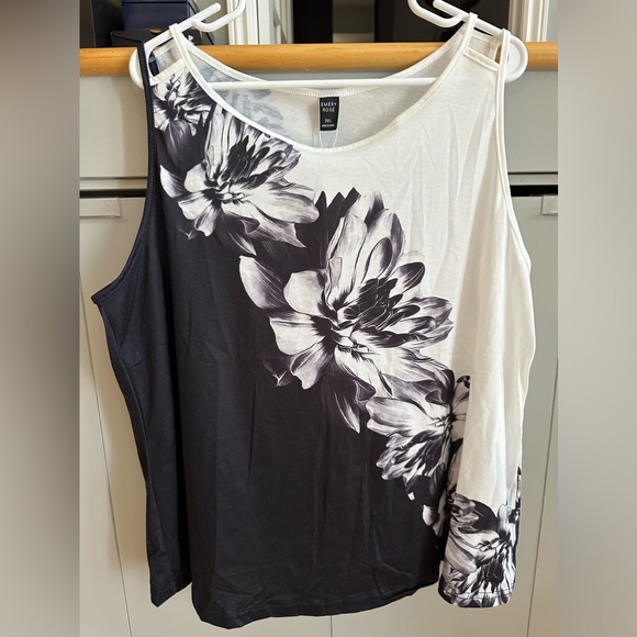 EMERY ROSE Black and white floral sleeveless top 3X (20) - Picture 1 of 4